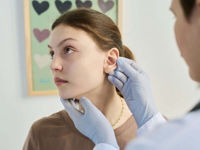 otoplasti-sonrasi-dikkat-edilmesi-gerekenler